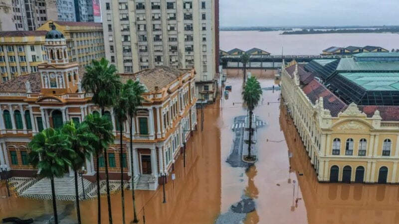 Aeroporto de Porto Alegre permanece fechado por tempo indeterminado