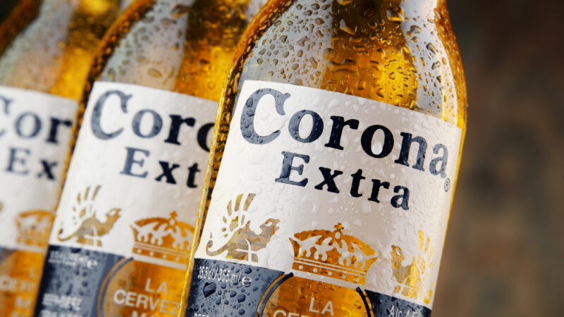 EXCLUSIVO: “Ambev (ABEV3) nunca vendeu tanta Corona no Brasil”, diz diretor, que revela estratégia por trás das cervejas