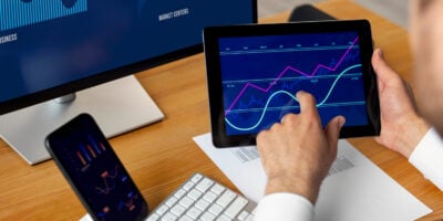 Focus amplia projeção do PIB e reduz estimativa para o dólar no fim do ano