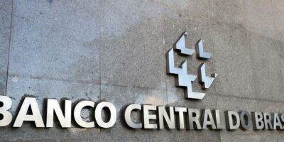 Focus volta a reduzir projeção de IPCA e do dólar para o fim de 2025