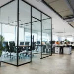 Fundos imobiliários de escritórios lideram altas; IFIX volta a registrar queda