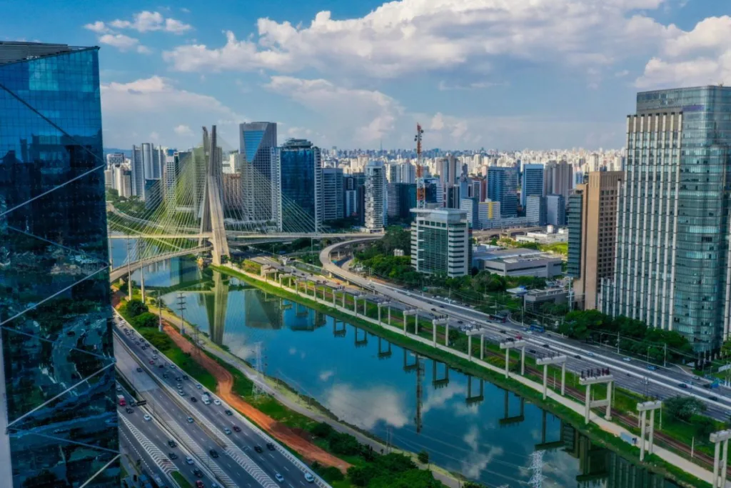 CEPACs da Faria Lima renderam R$ 1,66 bilhão à prefeitura, abaixo do valor esperado