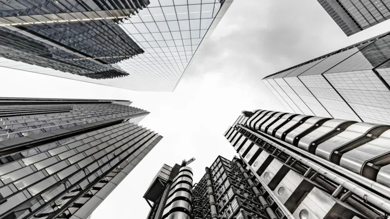 Fundo imobiliário rumo à liquidação lidera quedas; IFIX cai pela terceira sessão seguida