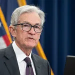 FED surpreende: Powell abre caminho para corte de juros já em setembro e dólar despenca