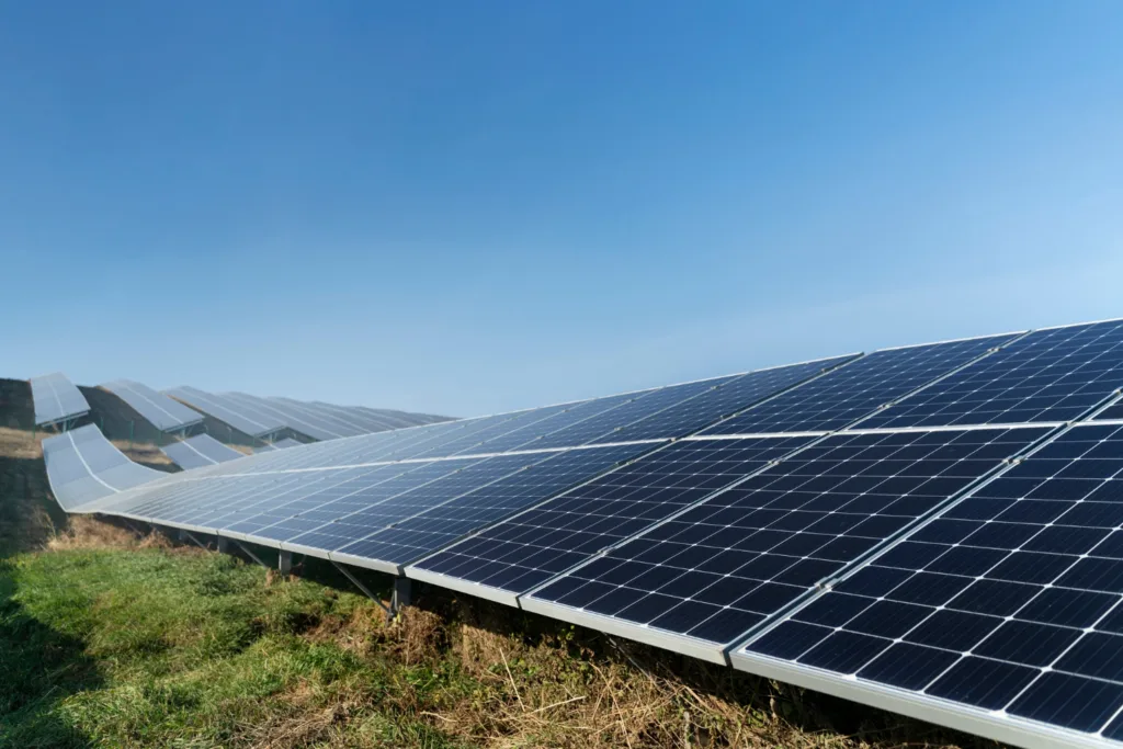 Energia renovável SNEL11 paineis fotovoltaicos