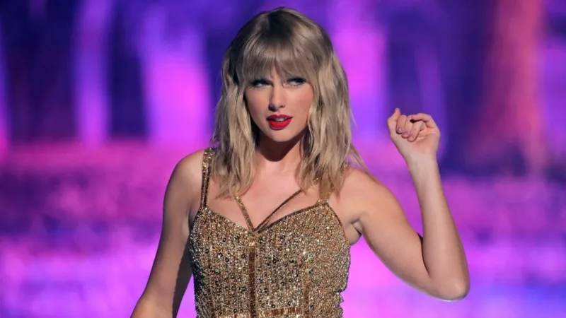 Como o Real Estate contribuiu para a fortuna de Taylor Swift