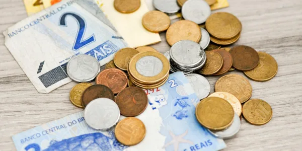 Dinheiro esquecido no banco: veja quem pode receber e como consultar