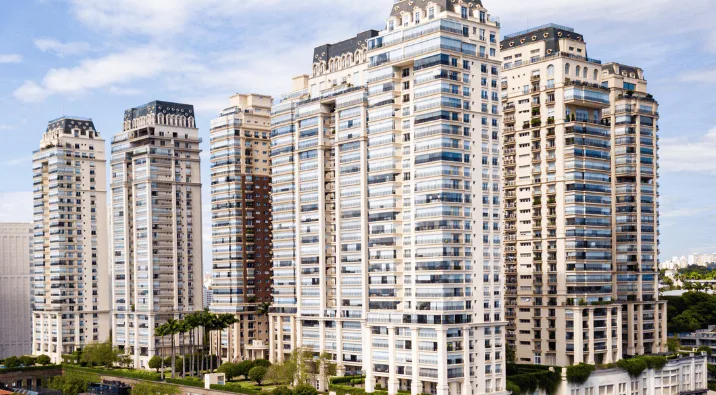 Fundo imobiliário sobe após venda de parte de shopping; IFIX emenda terceira alta