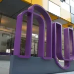 Nubank (NU) volta ao “modo crescimento”: BTG eleva projeções e vê lucro de US$ 4 bi em 2026