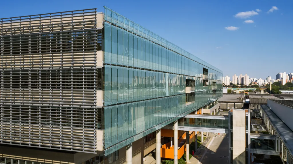 BTLG11 divulga pagamento de dividendos para novembro