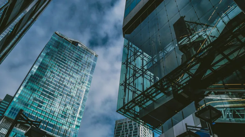 SNME11 mantém dividendos de R$ 0,15 por cota e avança em fusão com SNFF11