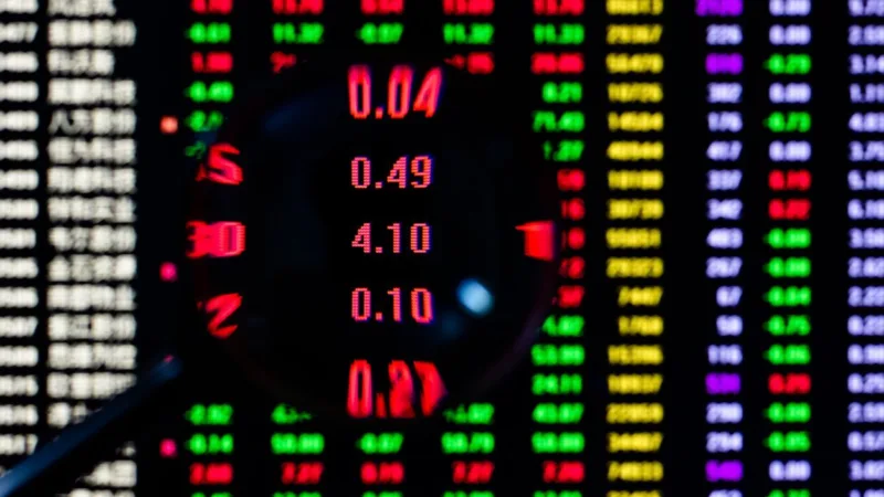 Ibovespa escorrega no clima de emenda e fecha a semana inteira no vermelho