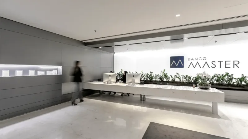 Fictor compra Banco Master e reabre capítulo regulatório; veja o que muda para o investidor