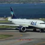 Mesmo com EBITDA forte, ação da Azul (AZUL4) despenca após números de novembro