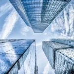 Fundos imobiliários ou imóveis: onde investir R$ 500 mil?