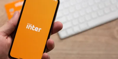 Inter&Co (INBR32) tem lucro recorde no 4T25 e anuncia dividendos; veja detalhes