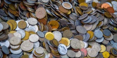 Cinco fundos imobiliários pagam rendimentos; veja destaques