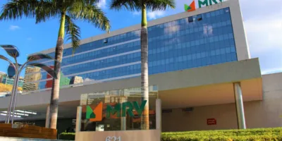 MRV (MRVE3) lidera perdas do Ibovespa após resultados do 4T