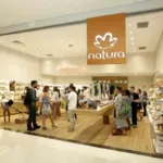 Natura (NATU3) dispara mais de 10% após pacote de anúncios; entenda
