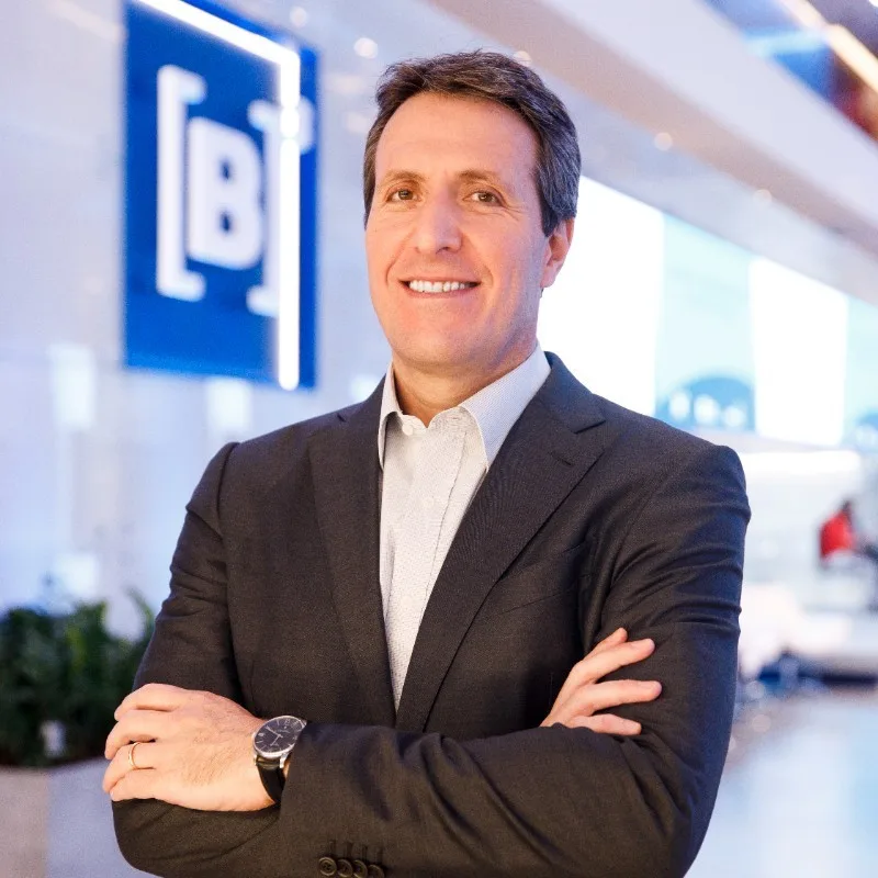 Santander Brasil (SANB11) anuncia troca de CEO com chegada de Gilson Finkelsztain, da B3.