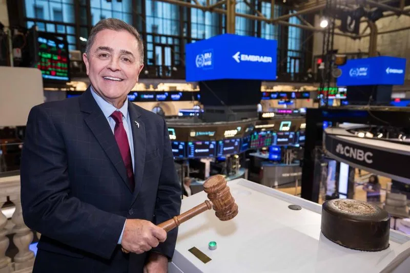 Embraer (EMBJ3) perde CFO Antonio Garcia, que assume cargo na Azul (AZUL53)