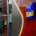 Itaú (ITUB4) entrega resultados em linha com esperado no 1T26, com lucro de R$ 12,28 bi
