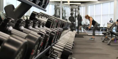 Smart Fit (SMFT3) dispara mais de 12% após resultados do 1T; BBA vê alta de 76%