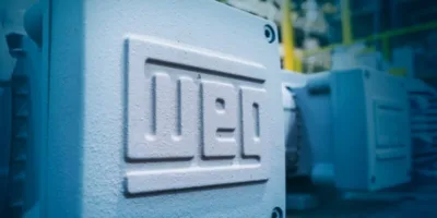 Analistas veem WEG (WEGE3) no caminho da IA e projetam alta de quase 40%
