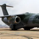 Embraer (EMBJ3) ganha novo impulso com KC-390 e contrato com a FAB