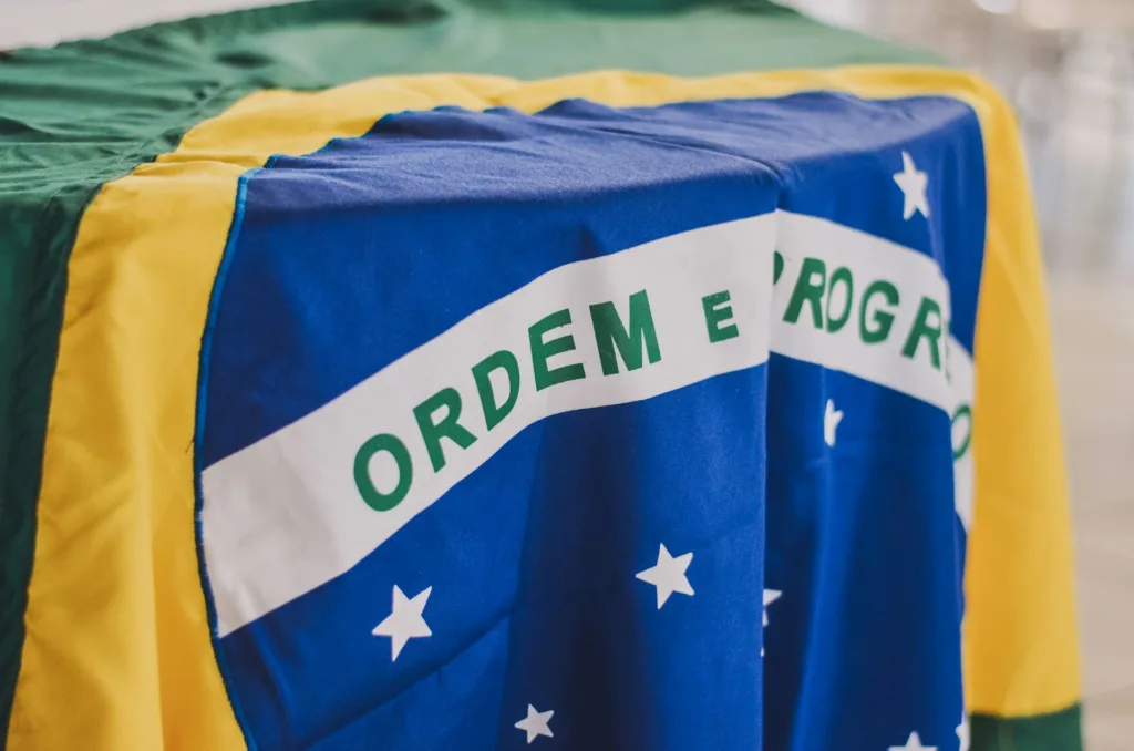 Bandeira do Brasil e Seleção Brasileira