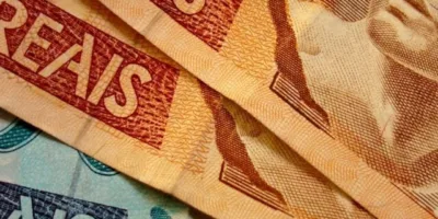 Inadimplência recorde acende alerta para consumo e crédito no Brasil