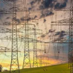 Por que as ações de utilities costumam cair menos nas crises? Veja como investir no setor