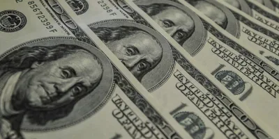Dólar vai subir ou cair? Mercado prevê volatilidade até o fim de 2026