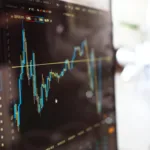 Ações recomendadas: Petrobras (PETR4) domina setembro; veja quem corre por fora