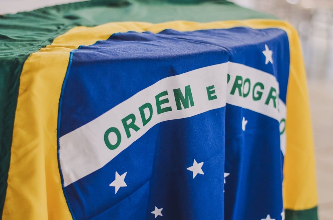 Investimentos no Brasil: os riscos de aplicar em um país