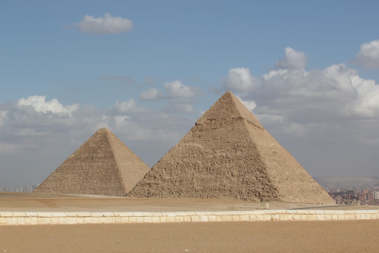 pirâmide financeira