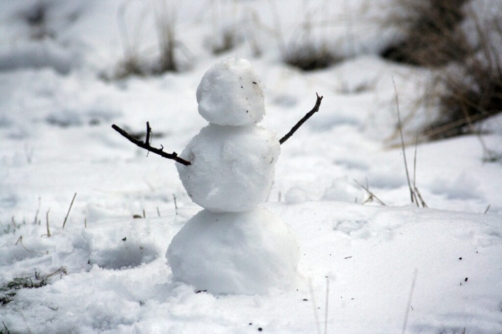 O que faz o remendo de neve e como removo as bolas de neve