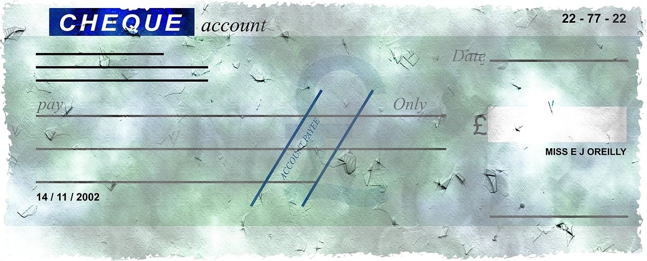 infopedia.pt - ⁣ «pôr em xeque» ou «pôr em cheque»?⁣ ⁣ ⁣ A