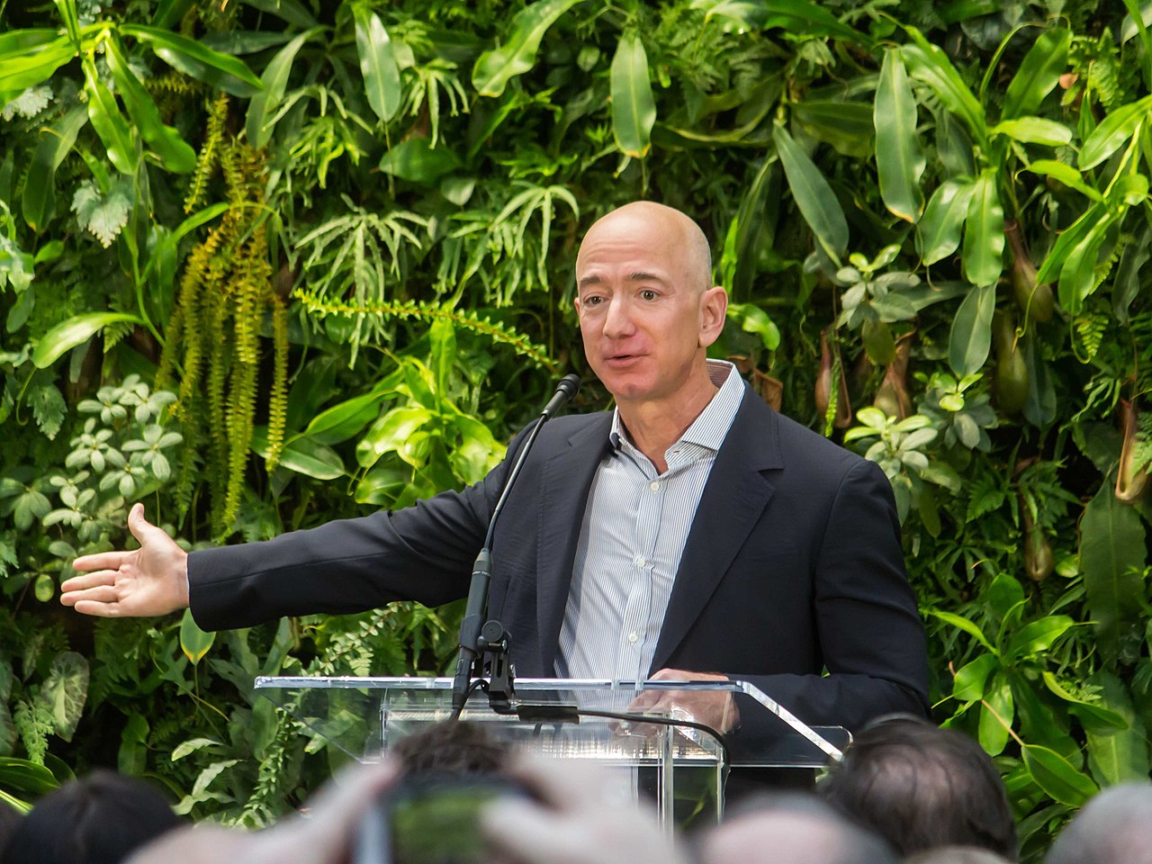 Jeff Bezos: a trajetória do fundador da