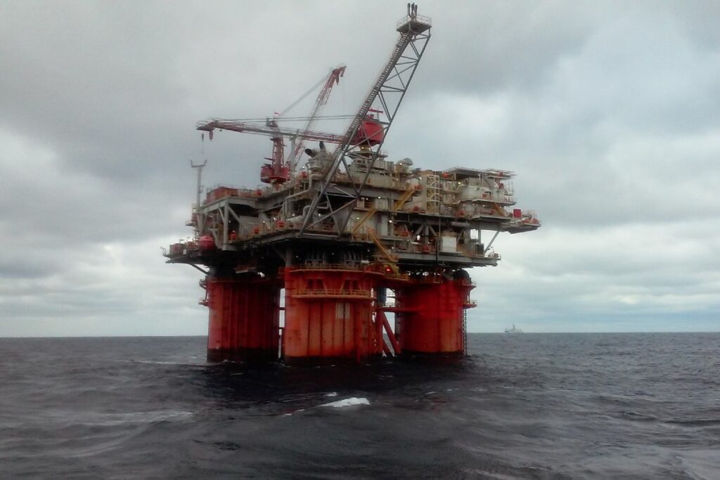 Plataforma de petróleo da Brava (BRAV3)