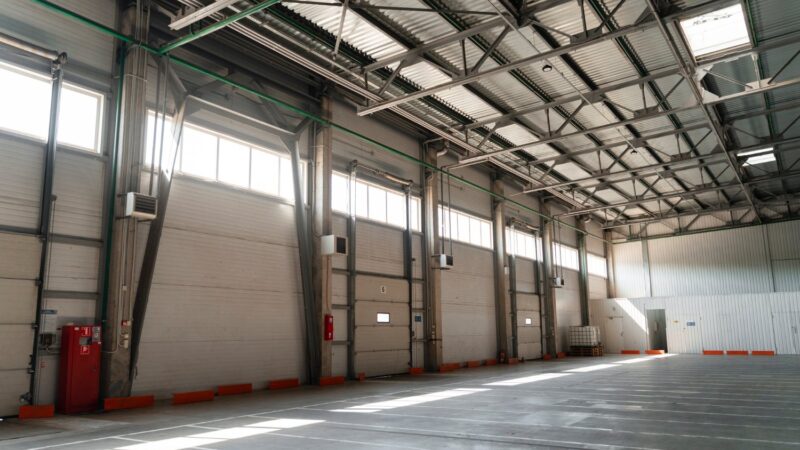 GGRC11 anuncia compra milionária de galpão da Renault; confira detalhes da operação