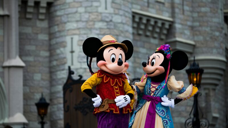 Disney divulga acordo bilionário com OpenAI para IA; entenda