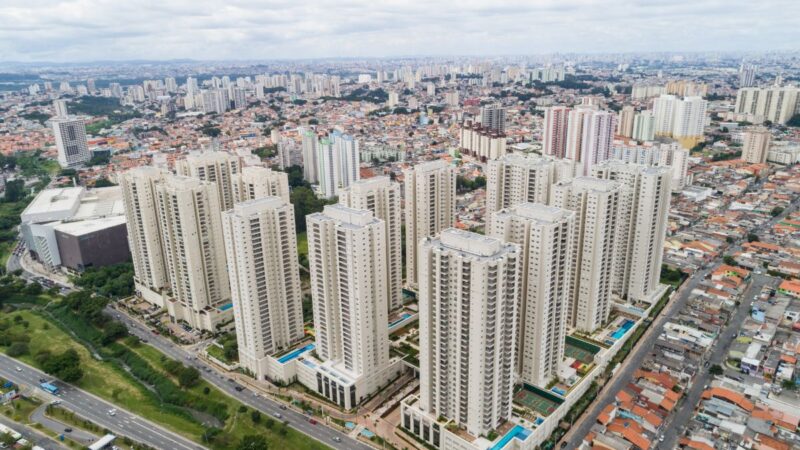 Eztec projeta até R$ 3,5 bilhões em lançamentos e acelera ritmo para 2026