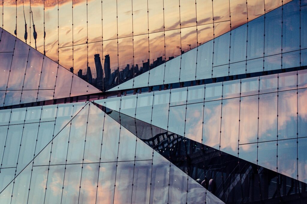 Com m² acima de R$ 300, aluguel de escritórios sobe 6% em um ano em SP - Foto: Pixabay