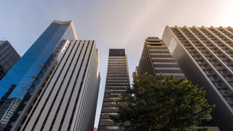 VGRI11 fecha BTS de 22 anos e zera vacância no Burity