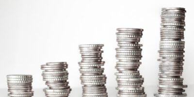 SNFF11 eleva renda com R$ 0,72 por cota e bate IFIX