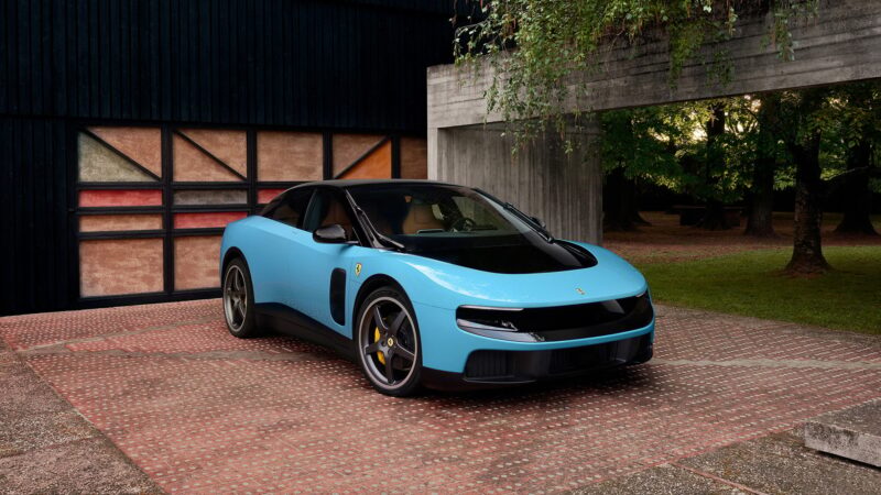 Ferrari lança seu primeiro modelo 100% elétrico; confira a novidade