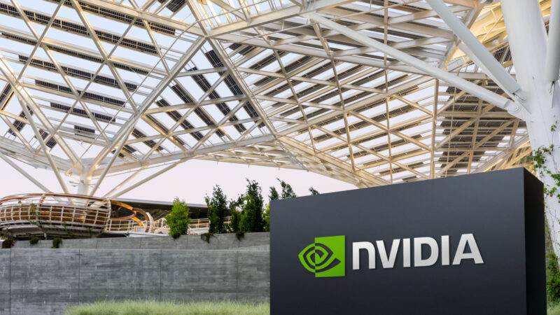 Nvidia dispara lucro e receita com “boom” de data centers; entenda