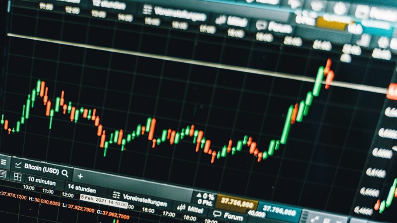 MAXR11 eleva dividendo e avança incorporação; confira detalhes